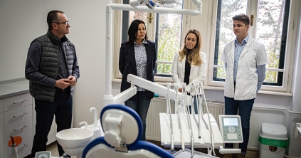 Fogászati rendelő a Segítő Mária Római Katolikus Gimnáziumban